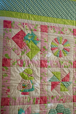 Colcha patchwork. Juego de cartas. Plato Dresden. Muñeca. Molinillo