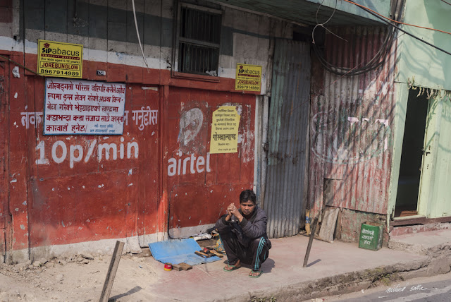 Life as seen from Darjeeling Himalayan Railway - 4, photo essay by Milind Sathe (www.milind-sathe.com)