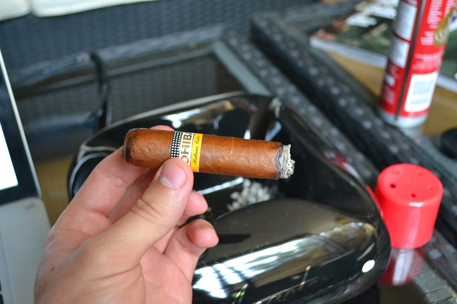How To Order Cigars H.Upmann Corona Major  