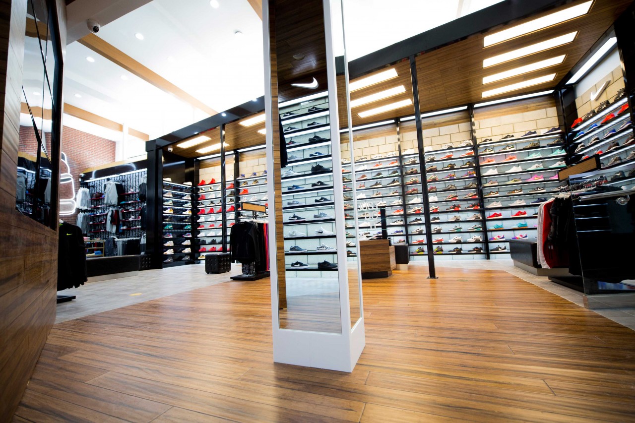 Shoe Palace | Double Retail | Display Wall