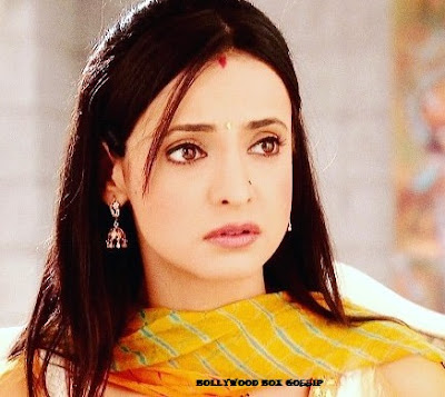 Sanaya Irani 