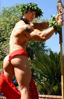 Homossexualidade nas Ilhas do Pacífico - Homossexualidade no Havaí - Homem havaiano nu - Naked hot muscle Hawaiian man