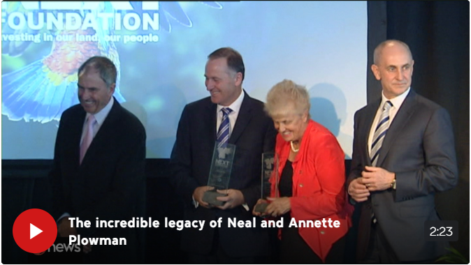 Annette và Neal đã quyên góp hàng trăm triệu đô cho các tổ chức từ thiện ở New Zealand trong hơn một thập kỷ.