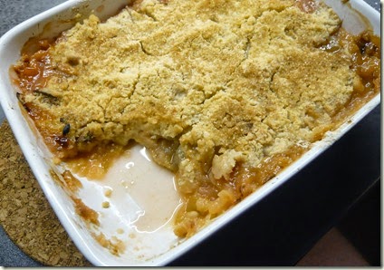 rhubarb, ginger and white chocolate crumble3