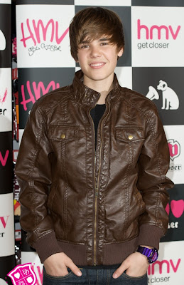 2011 Justin Bieber Celebrity - Style Medium Haircut