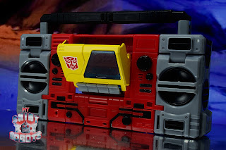 Transformers Kingdom Blaster & Eject 38