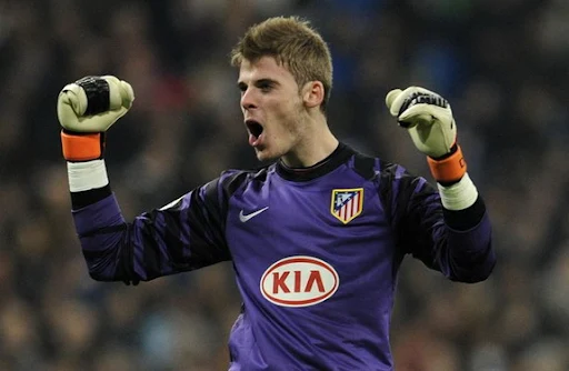 Atletico Madrid goalkeeper David De Gea is favourite to take over from Edwin van der Sar