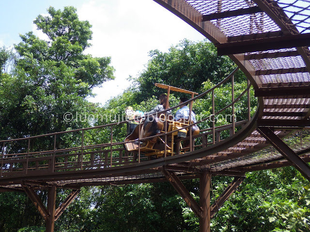 Leofoo Village Theme Park (六福村主題遊樂園)