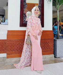 Model Kebaya Muslim Ideal