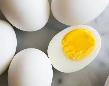 क्या अंडे खाना स्वास्थ्य के लिए हानिकारक है? क्या कहते हैं दुनिया के हेल्थ एक्सपर्ट..