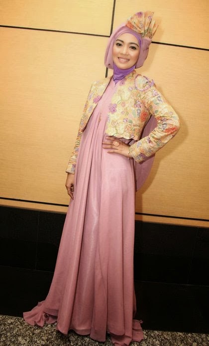 Kumpulan Foto Model Baju Kebaya Hijabers  Trend Baju Kebaya 