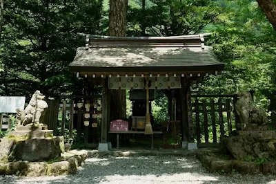 拝殿