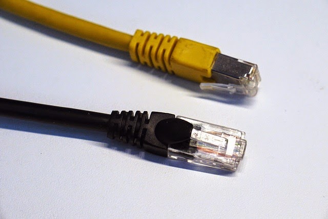 crossover cable vs straight cable