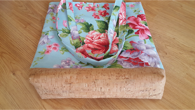 Cork and fabric roses tote bag