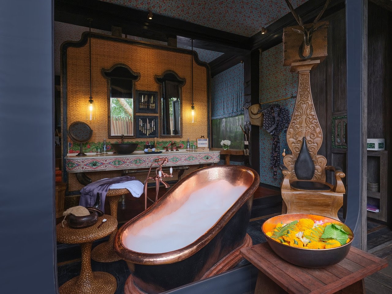 top 10 luxury hotels in ubud bali