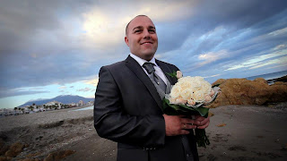 www.bodasdepelicula.com Vídeos de bodas, reportajes de boda, Valencia, Marbella, novio, hombre, traje de boda, chaqueta, corbata, gemelos, pantalones, peluquería, 