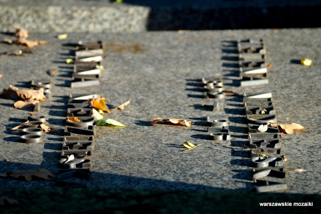 Powązki Powązkowska Warszawa Warsaw nekropolia Żoliborz groby żołnierzy wojskowi