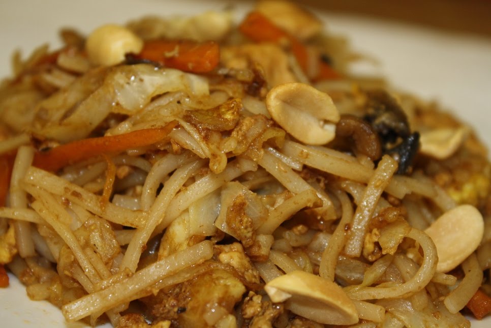 SAMAYAL CORNER: Pad Thai Rice Noodles and Chicken Satay ...