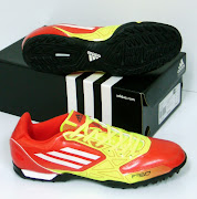 Botines Adidas Modelo Adultos Papi Fútbol F5 TRX TF2012 