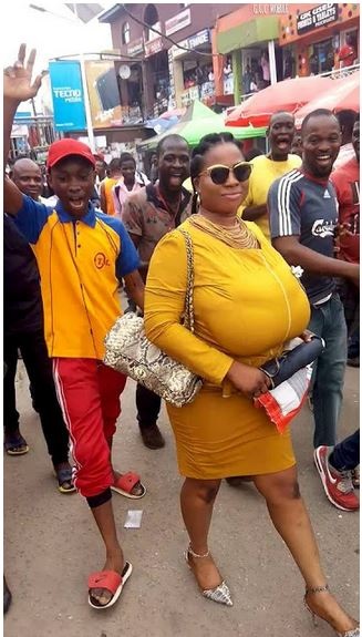 End Time Boobs! Woman with a Very Huge Chest Causes Commotion in Lagos (Photos)