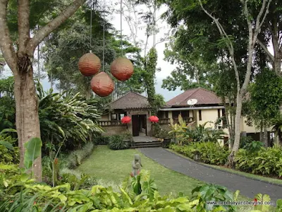 lodging at Puri Candikuning in Bali