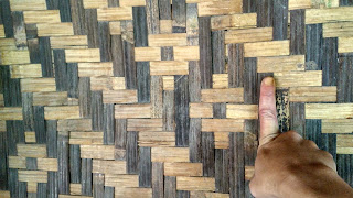 motif bilik bambu langka