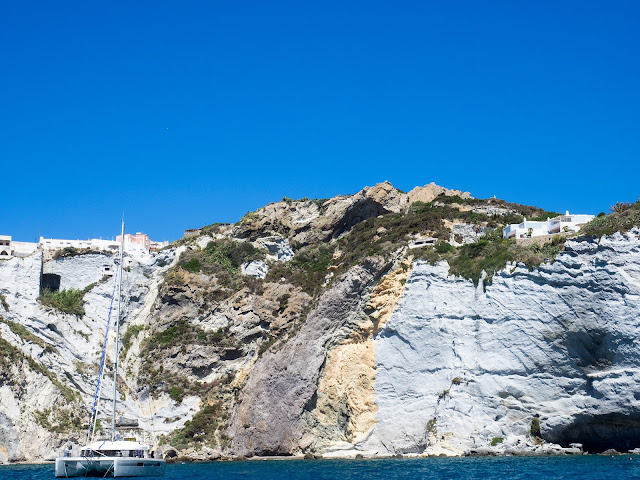 Ponza, Cala d'Inferno ©Valeriaderiso