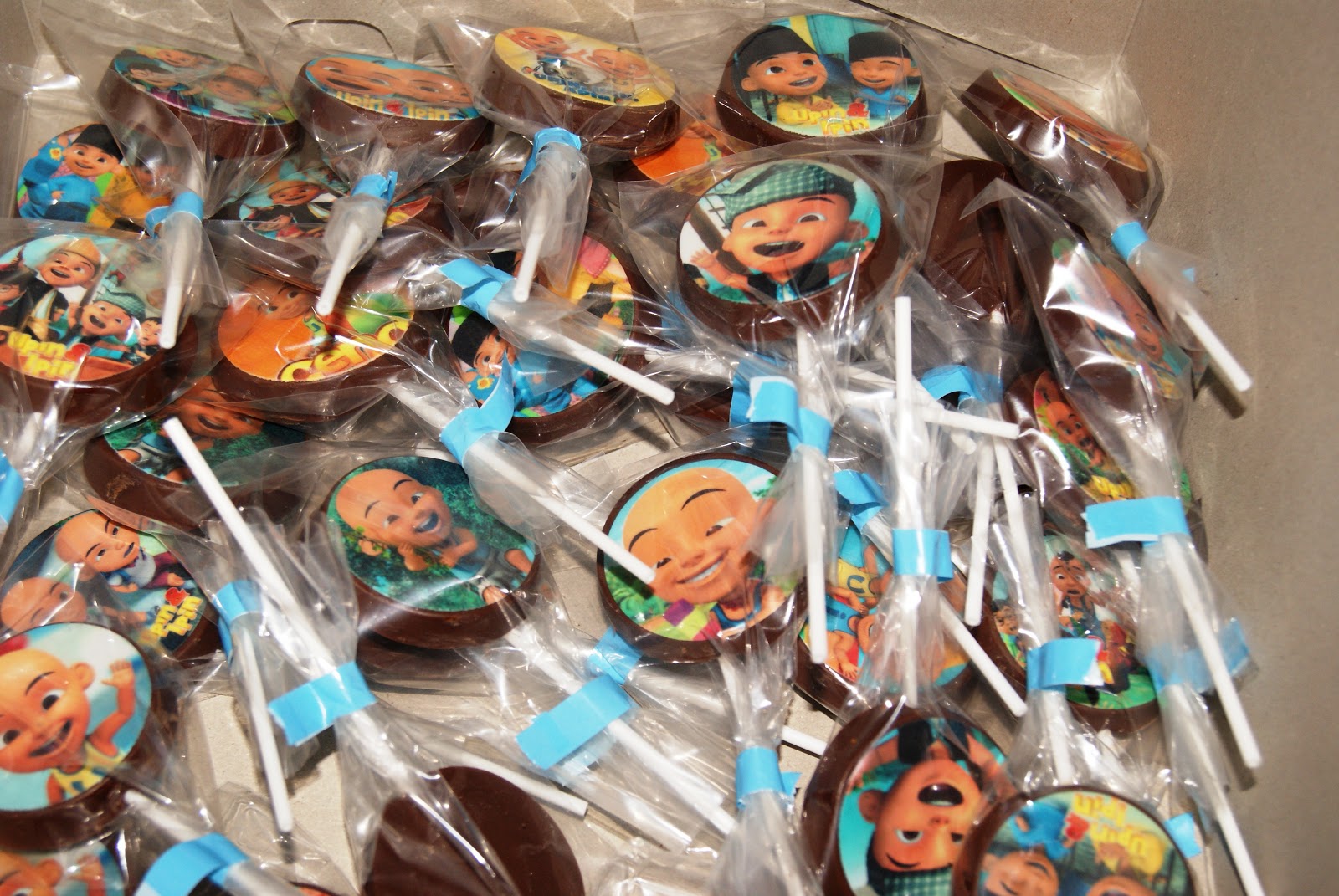 Dlovelymuffinbakery: UPIN IPIN THEME