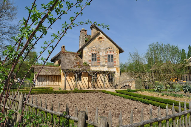 The Queen's Hamlet, Notes from France - In the Footsteps of Marie-Antoinette, photo by modernbricabrac