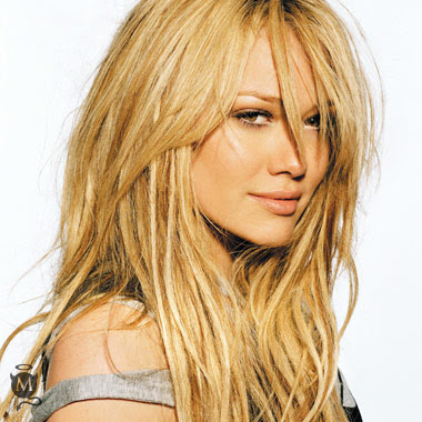 hilary duff hair color. Hilary Duff Supports Blessings