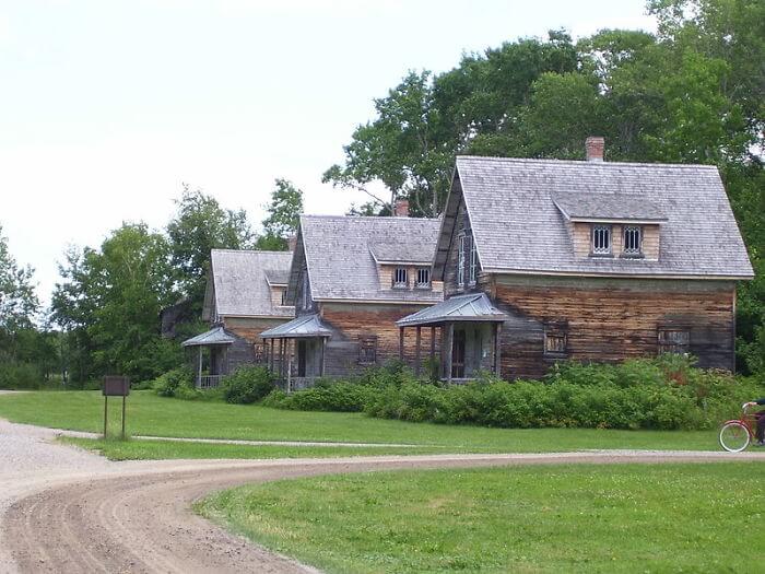 30 Ghost Towns Across The Globe