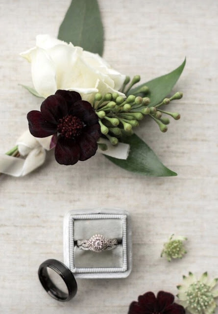 White ranunculus with a chocolate cosmo