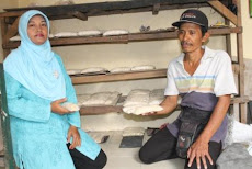 PENGRAJIN TEMPE BUNGKUS