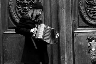 The accordion tune Η μελωδία του Ακορντεόν
