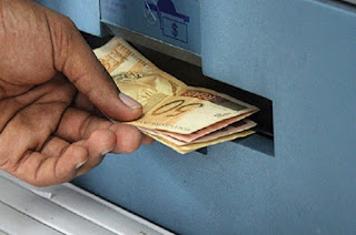 http://vnoticia.com.br/noticia/2232-fazenda-do-rj-deposita-nesta-quinta-07-salarios-de-setembro-para-quem-ganha-ate-r-4-428