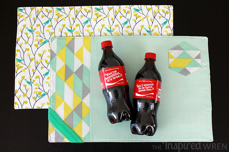 Love these reversible placemats! TUTORIAL: Table Setting Placemat | The Inspired Wren