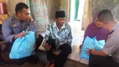 Peduli Korban Gempa, Karo SDM Polda Banten Berikan Bantuan Sembako