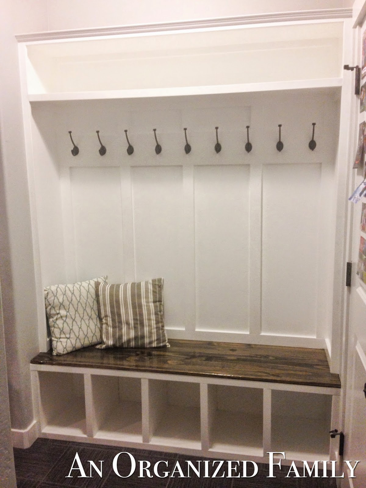 Nissa-Lynn Interiors: How to Build A Mudroom Bench By Amanda!