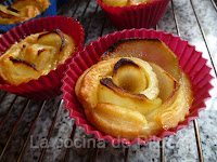 http://www.recetaspasoapaso.com/2012/09/rosas-de-pera.html