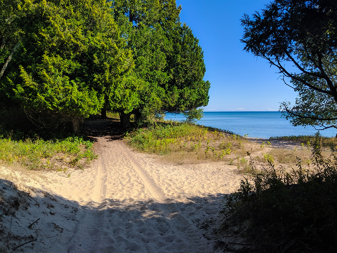 Along the Thordarson Loop at Rock Island State Park