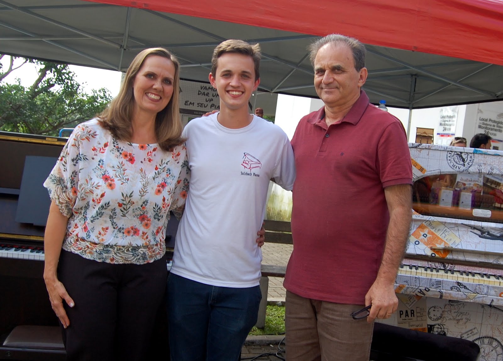 Airton Engster dos Santos, Kimberley Nelson e Arthur Sulzbach