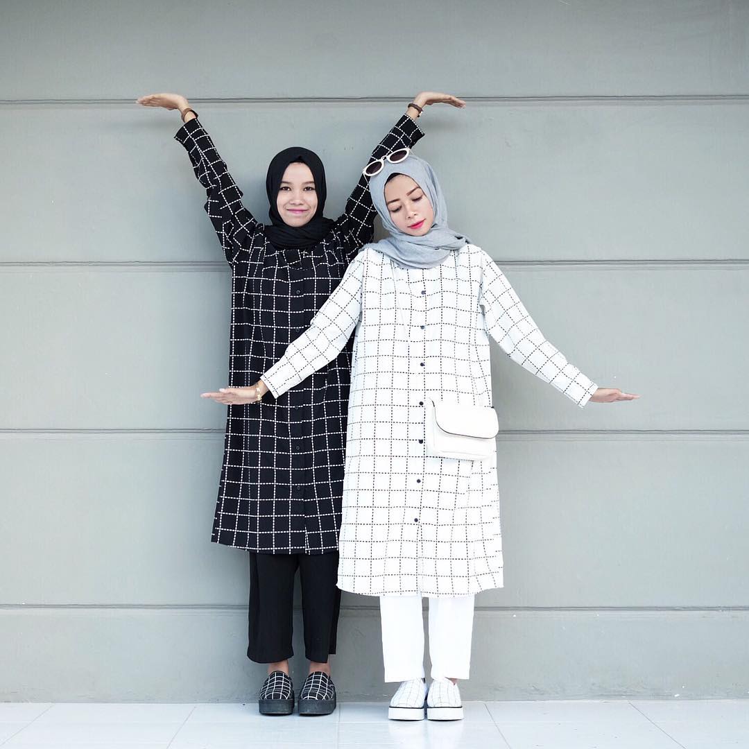 Ootd Hijab Monochrome Style Gamis