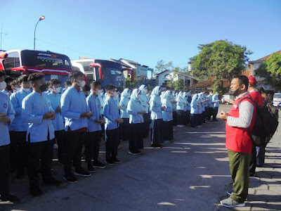 Pelajaran Luar Sekolah SMP Islam Plus Assalamah