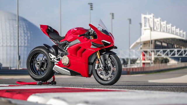 Download Free 2020 Ducati Panigale V4 S Wallpaper For Hd Desktop, PC, Windows, MAC, Mobiles, Android, Iphones and Tablets.