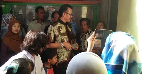 Desri Ayunda Temu Ramah di Padang Selatan, Warga: Jangan Jadikan Kampung Kami Sekedar untuk Mendulang Suara