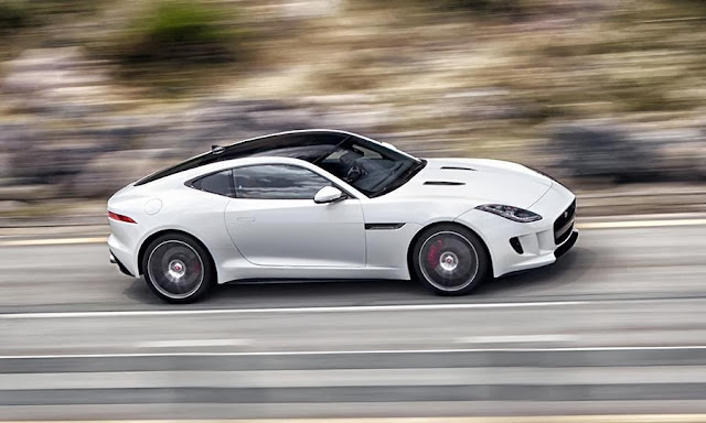 2015 Jaguar F-Type R Pictures