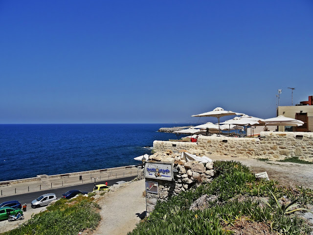 mury obronne Rethymno widok na port morski