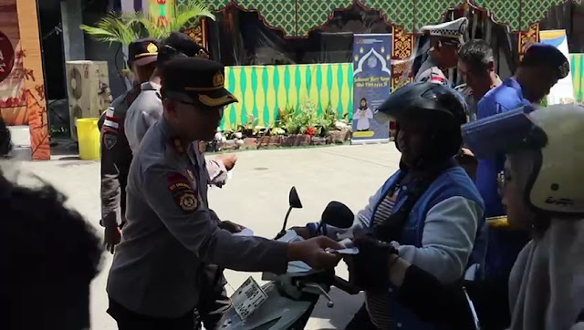 Lagi, Kapolres Bintan Berikan Tiket Gratis untuk Masyarakat yang Balik Ke Batam Setelah Lebaran