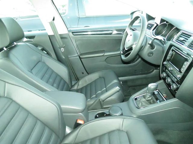 Novo VW Jetta 2015 - interior