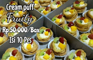 081210999347, Kue Sus Batam, Topping buah, Filling vanilla Cream, Rp.10.000box, Isi 10 pcs 01